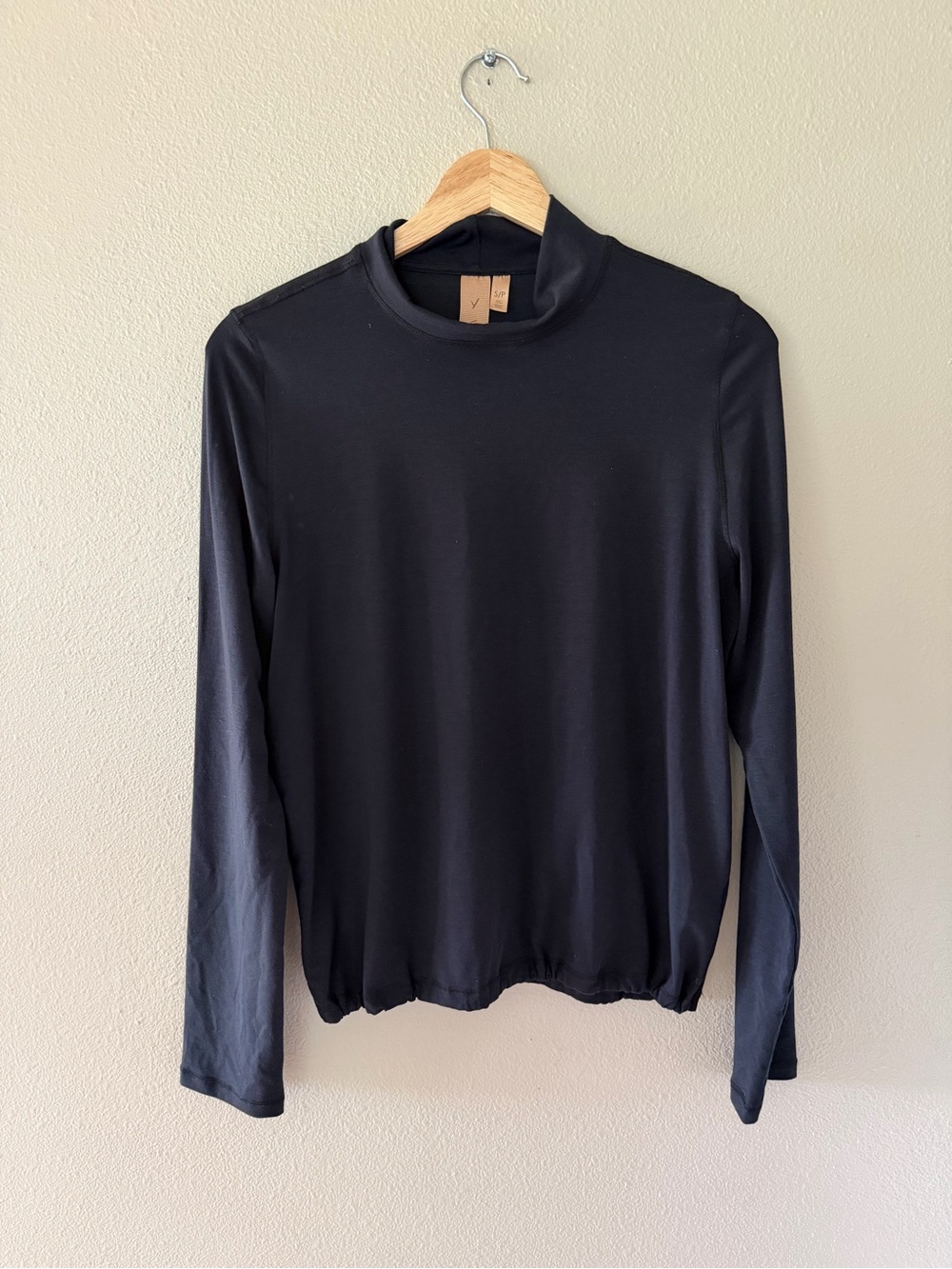 Indyeva Baris Long Sleeve Mock Neck Performance Athletic Top Black S